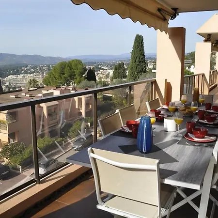 Victoria 5 Bedrooms Le Cannet