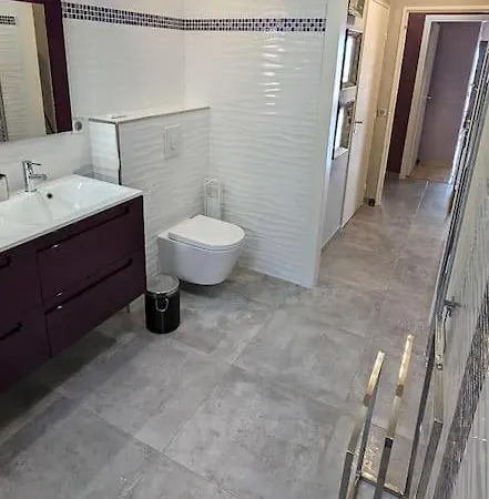 Victoria 5 Bedrooms * Le Cannet